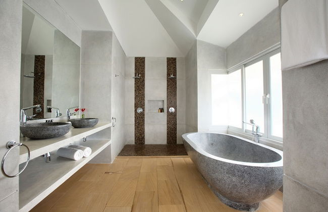 18 Bedroom Luxury Sea View Villas - Photo 53