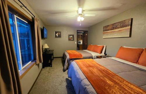 Lewis And Clark Hideaway SD side hot tub 2 min lake - Foto 14