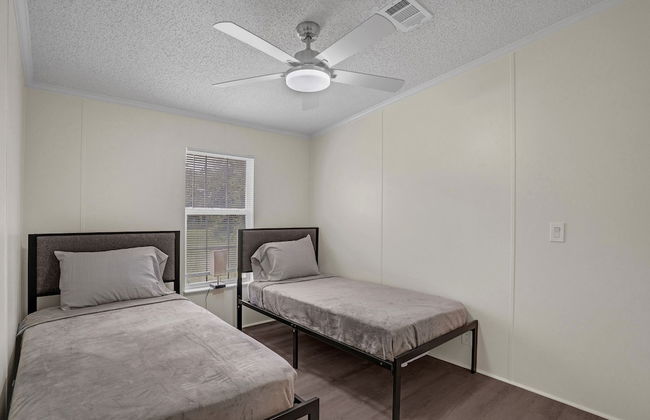 Relaxing 4br Hideaway In Groveland 4 Bedroom Cottage by RedAwning - Foto 7