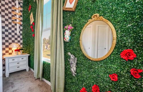 Magical Themed Home Near Disney - Foto 25