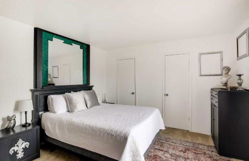 Chic Dallas Condo with Pool, Walk to Knox Street! - Foto 13