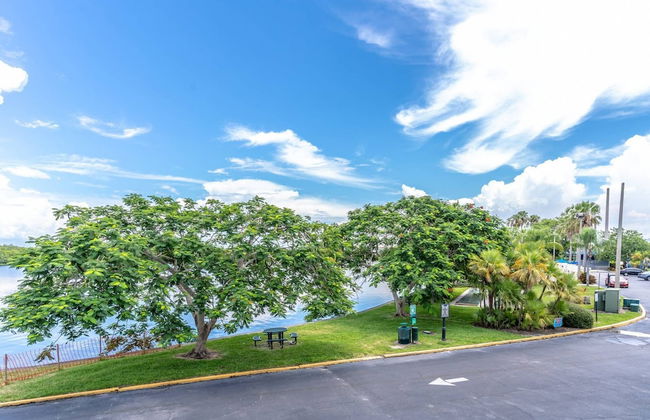 201 Little Harbor Inn - Photo 12