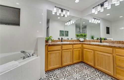 3 bed - Private Oasis - Completley Immaculate - Foto 25