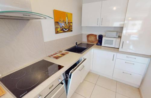 2P calme avec terrasse, piscine, parking et wifi - FR-1-196-368 - Foto 6