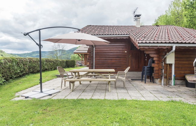 Chalet in Lovely, Rich Forest Setting With a Beautiful View - Photo 71