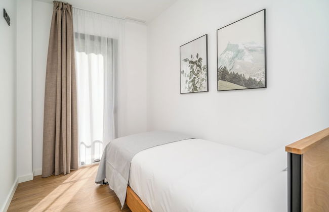 Limehome Barcelona Plaça Pirineus - Foto 11