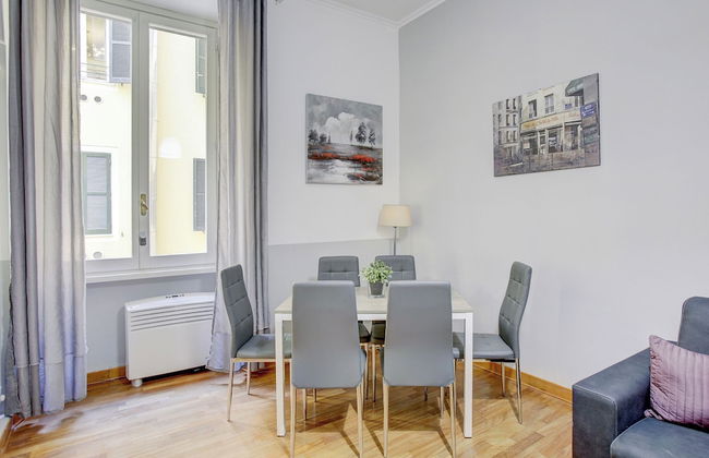 Colosseo Families and Groups 2BDR | Home and More - Photo 16