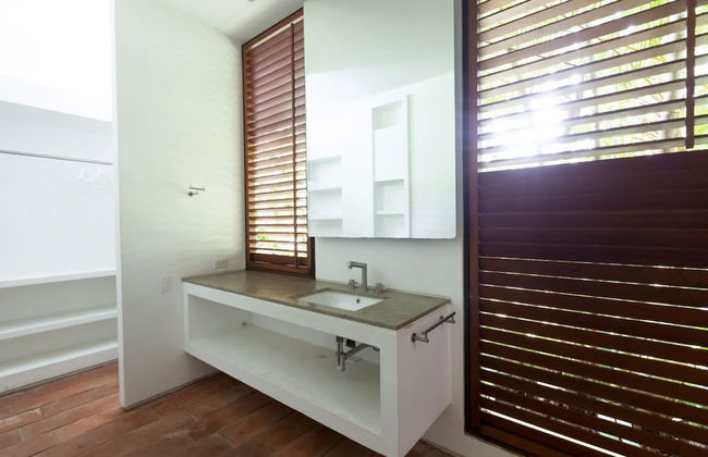 Atonishing 5BR Villa at Mesa de Yeguas - Photo 14