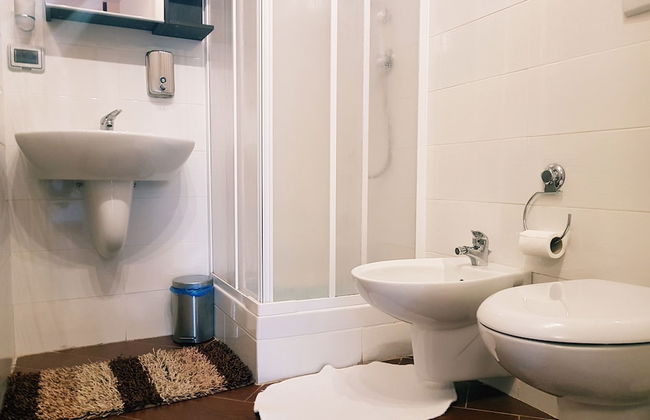 Airport Rooms Bari - Foto 18