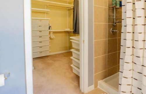 5BR Tower Grove Family Home ABODEbucks - Foto 43