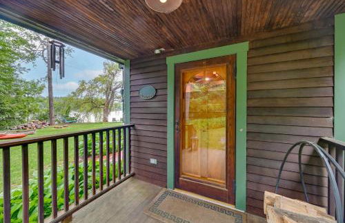 Lakefront Westhampton Cabin with Beach and Kayaks! - Foto 35