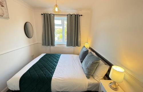 Cosy and comfy 4-bed house in Burnham Slough Near Legoland and Winsdor Castle - Foto 13