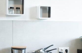 - Forest Retreat Deluxe - 2 Bedroom Apartment - 75 qm - Fully Renovated 2025 with TV & Netflix - King Size Beds - Full Kitchen - Free Parking - Close to Airport & Train - - Foto 26