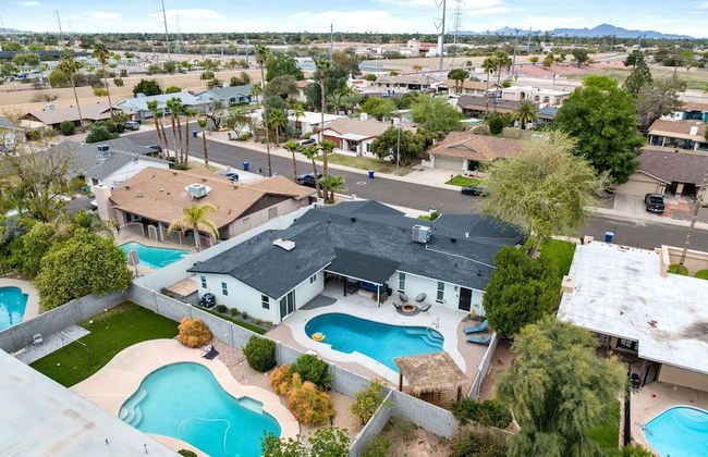 Rosewood Inn - Photo 53