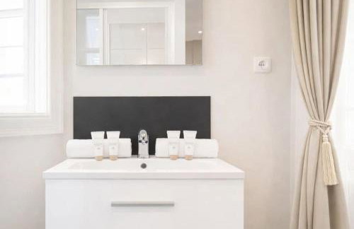 Arc de Triomphe - Premium apartment for 4 - Photo 27