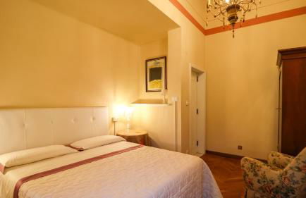 TUSCAN HOUSE WITH GARDEN - with Wi-Fi, Free Parking - Foto 11