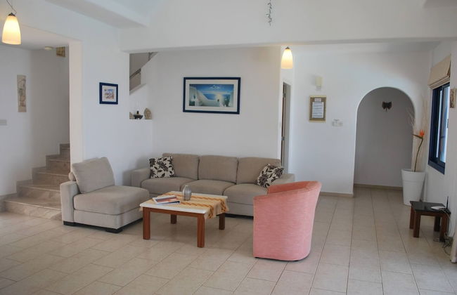Sea Front Villa, Heated Private Pool, Amazing Location Paphos 323 - Foto 24