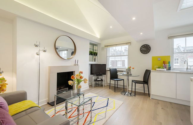 Marylebone - Crawford Street apartments by Viridian Apartments - Photo 1