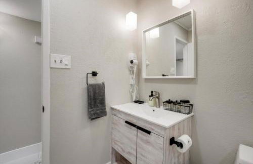 Spectacular 4BR 2,5BA Holiday Home with Pool and Grill - Foto 50