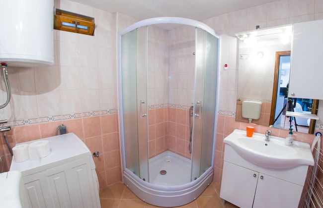 Next to the Old Bridge Apartments - Foto 16