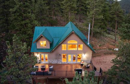 Mountain View Retreat- Private Hot Tub & Views - Foto 1