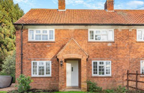 3 Bed in Southwell oc-s30603 - Photo 2