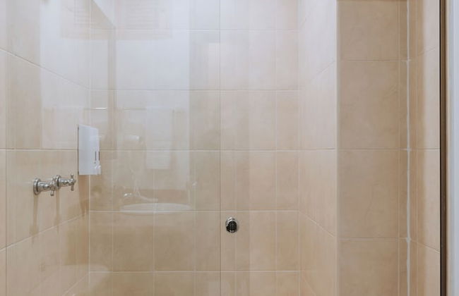 Travelers Orange Suites - Foto 46