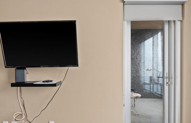 Modern DT Condo Balcony Parking Gym Hot Tub - Foto 43