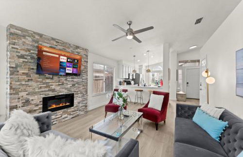 Recently Upgraded House with King Suite, quiet NBHD, Fast Wifi, and Yard - Foto 2