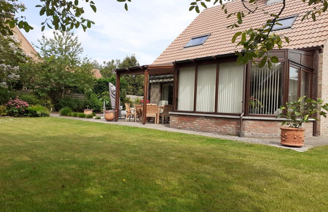 3 bedroom House in De Haan with garden and terrace - Photo 3