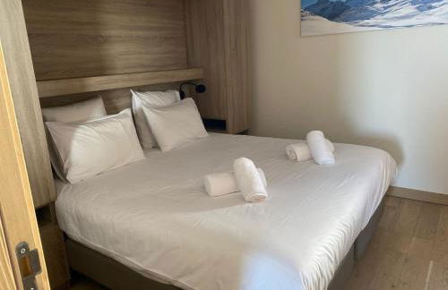 Appartement Haute gamme ski aux pieds, piscine, sauna. - Foto 15