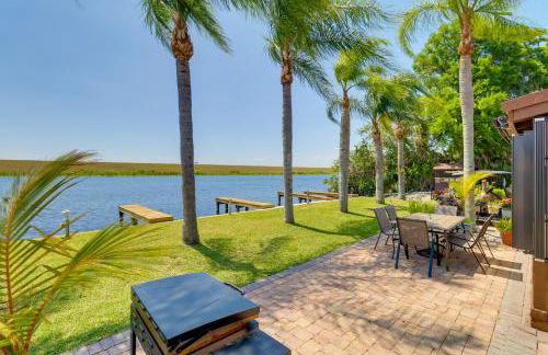 Boat, Fish and Swim Lakefront Cabin in Okeechobee! - Foto 1