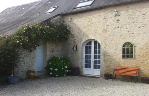 Le So Sweet, maison avec jardin clos, terrasse aménagé, jeux et jouets, baby foot, flipper, table de ping pong, à 1km de la plage d' Omaha beach et près Port en Bessin - Foto 14