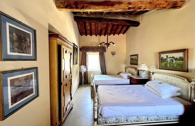 Villa Michaela New Listing Spacious Villa Exclusive Venue With Pool Chapel and Tennis Courts - Foto 34