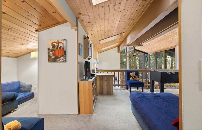 Sundance Foosball Table, Bbq, Near West Beach - Photo 24