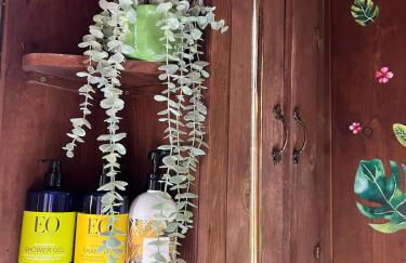 Charming Garden Cottage & Walk to UC & BART & Parking - Photo 29