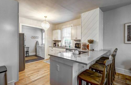 Victorian Manor on Main w 6 beds-10 mins to Lanc - Foto 6