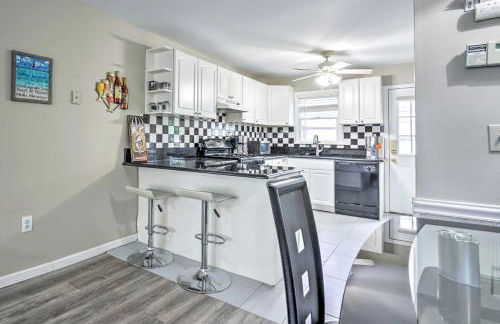 Family-Friendly Keansburg Home Walk to Beach! - Foto 9