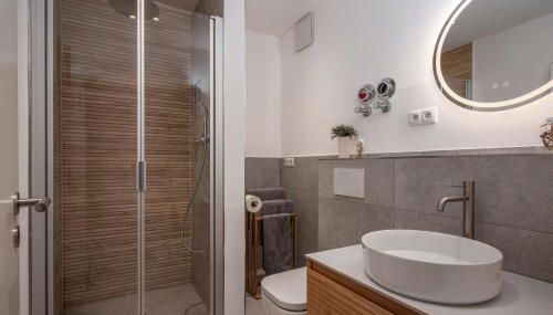 MY STAY - Erholung am Chiemsee in zentraler Lage in Prien - Foto 5, towels, Shower