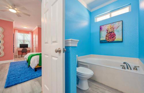 Walk2Beach - Golf Cart - Arcades - Stocked Kitchen - Foto 28