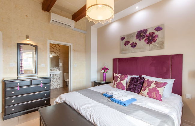 Twilight Gozitan Farmhouse With Pool - Foto 17