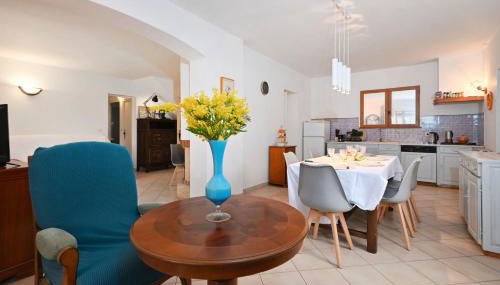 L’Écrin du Brulat - Jardin et vue montagnes - Foto 2