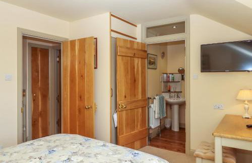 Sherway Coach House - Photo 27