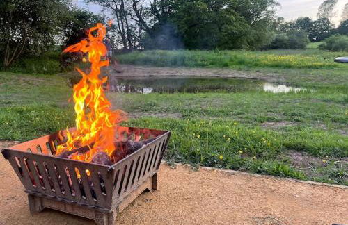 Mountbatten Shepherds hut & Buckhurst Shepherds hut - Foto 28