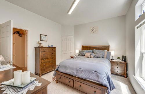 Waterfront Shady Cove Home with Fishing Deck! - Foto 24