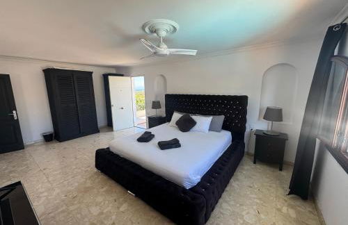 Large Villa in Maspalomas with Huge Private Pool, Jacuzzi & Gym - Foto 5