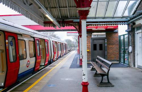 Amersham Station Road Studio - Pass the Keys - Foto 8