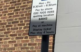 Spacious 3-Story Retreat with Rooftop Terrace and Modern Amenities - Foto 95