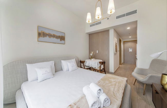 Lovely Studios at Azizi Riviera - Photo 17