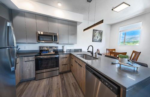 Sugarhouse! Mountain View 3BR, 2BA Gym, Parking - Foto 2